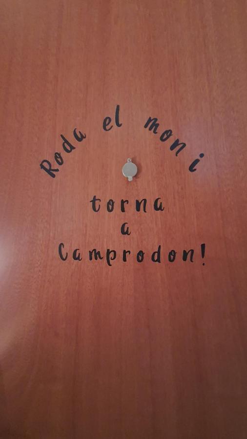 El Mussol De La Vila Camprodon, Balconets Amb Vistes A La Placa מראה חיצוני תמונה